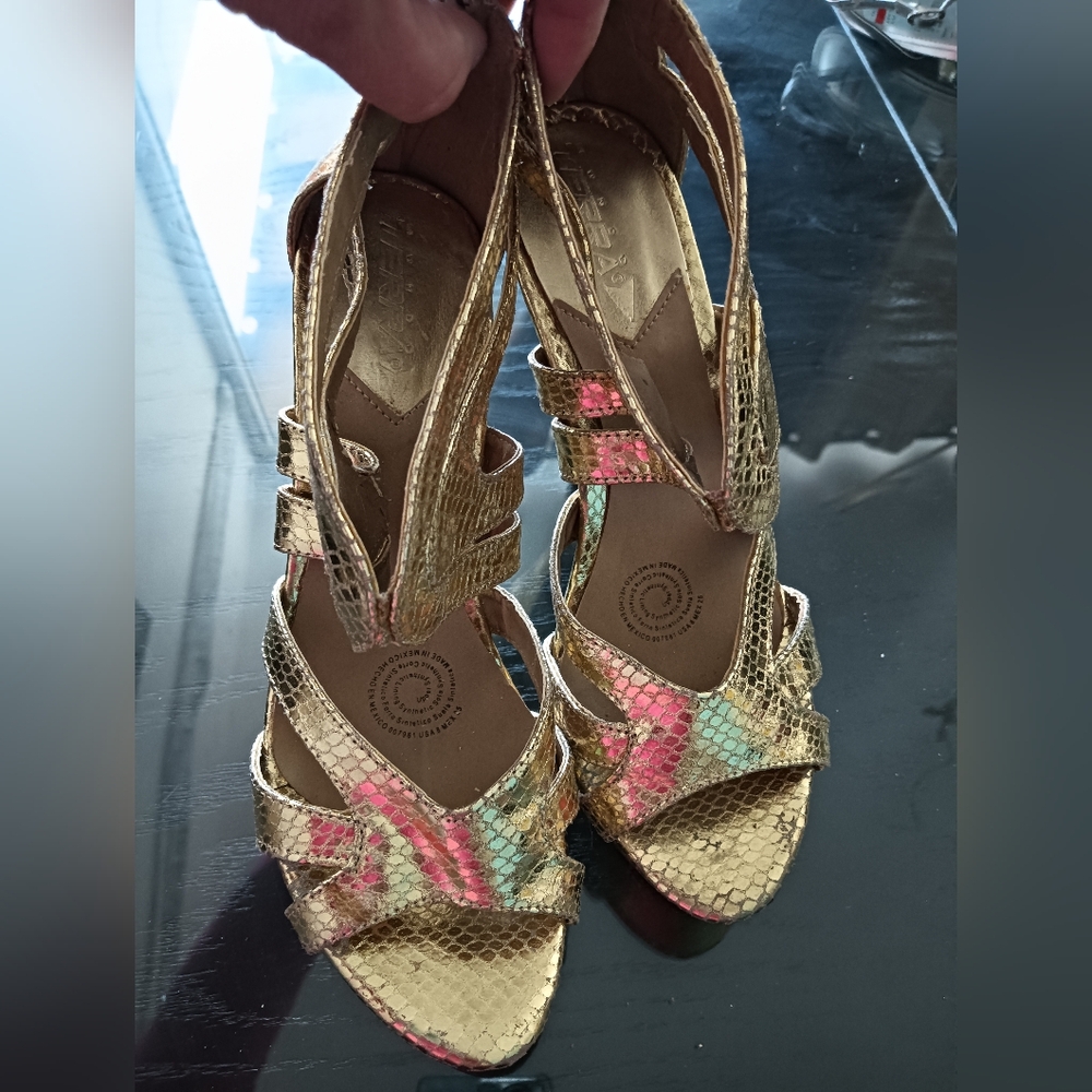 Gold heels